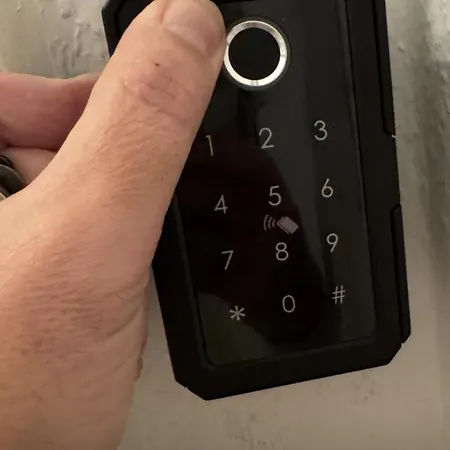 Апартаменты Gruenderzeitwohnung Zentrumsnah Mit Messeanbindung