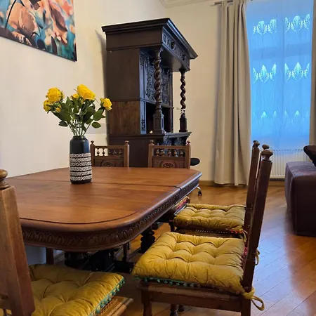 Kaiserzeit Im Himmelbett - City, Messe & Zoo, Apartamento Leipzig