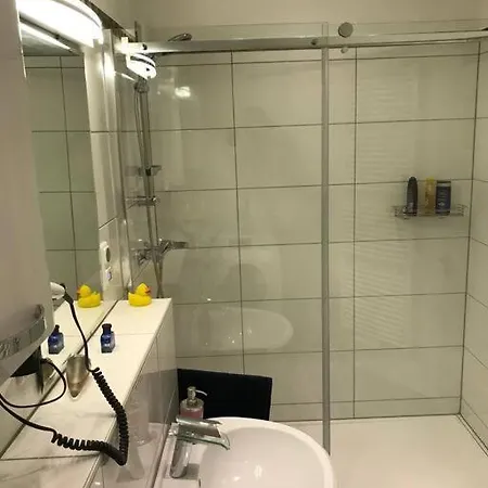 Kaiserzeit Im Himmelbett - City, Messe & Zoo, Apartamento Leipzig