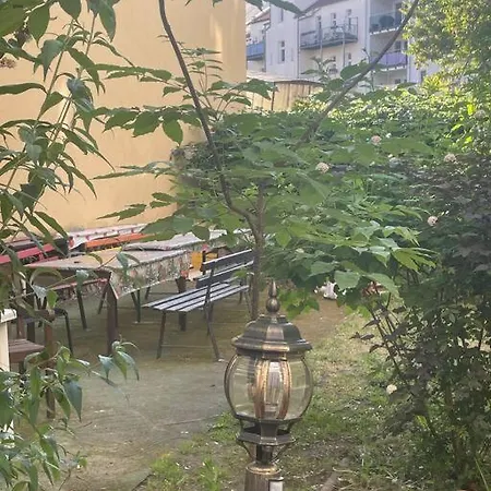 Апартаменты Gruenderzeitwohnung Zentrumsnah Mit Messeanbindung *