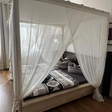 Kaiserzeit Im Himmelbett - City, Messe & Zoo, 公寓 *