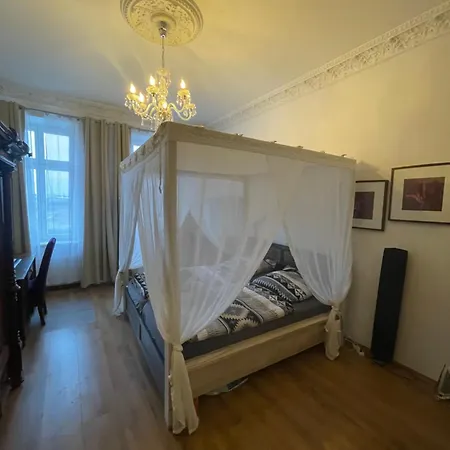 Apartamento Kaiserzeit Im Himmelbett - City, Messe & Zoo,
