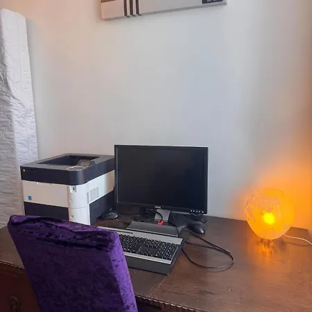 Kaiserzeit Im Himmelbett - City, Messe & Zoo, Apartamento *