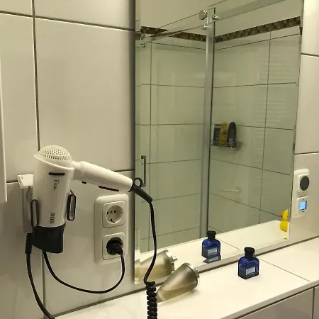 Kaiserzeit Im Himmelbett - City, Messe & Zoo, Apartamento Leipzig
