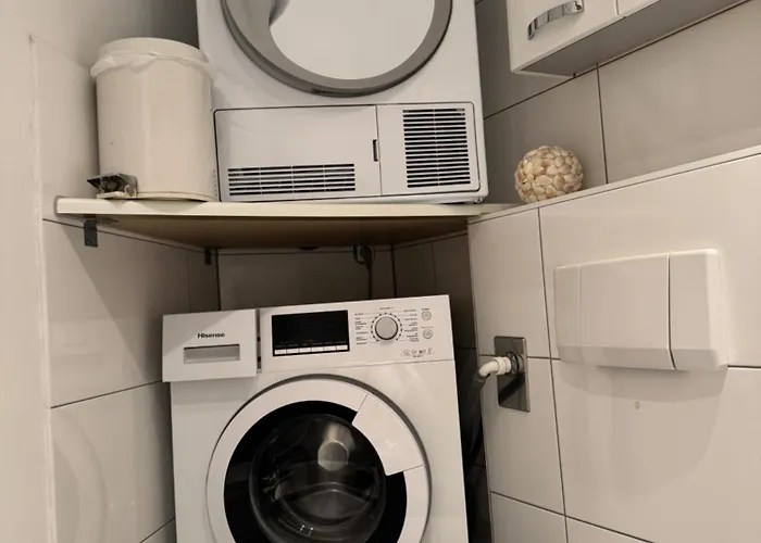 Kaiserzeit Im Himmelbett - City, Messe & Zoo, * Lipsk