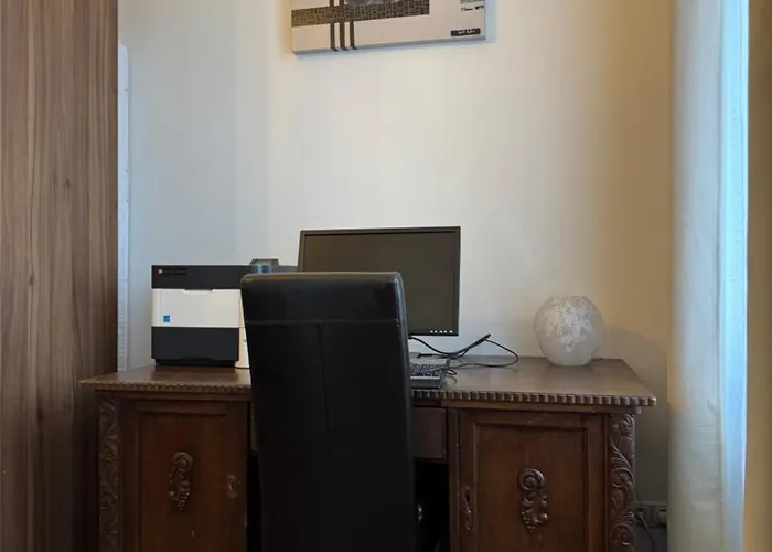 Kaiserzeit Im Himmelbett - City, Messe & Zoo,