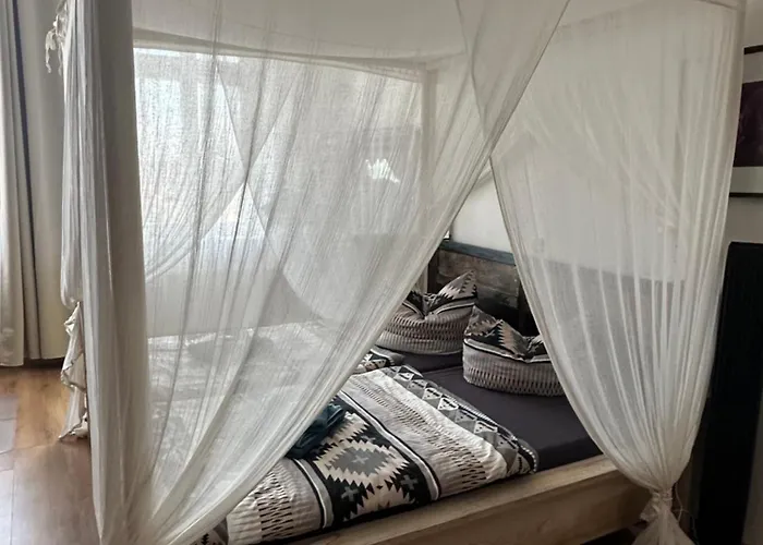 Kaiserzeit Im Himmelbett - City, Messe & Zoo, Apartament *